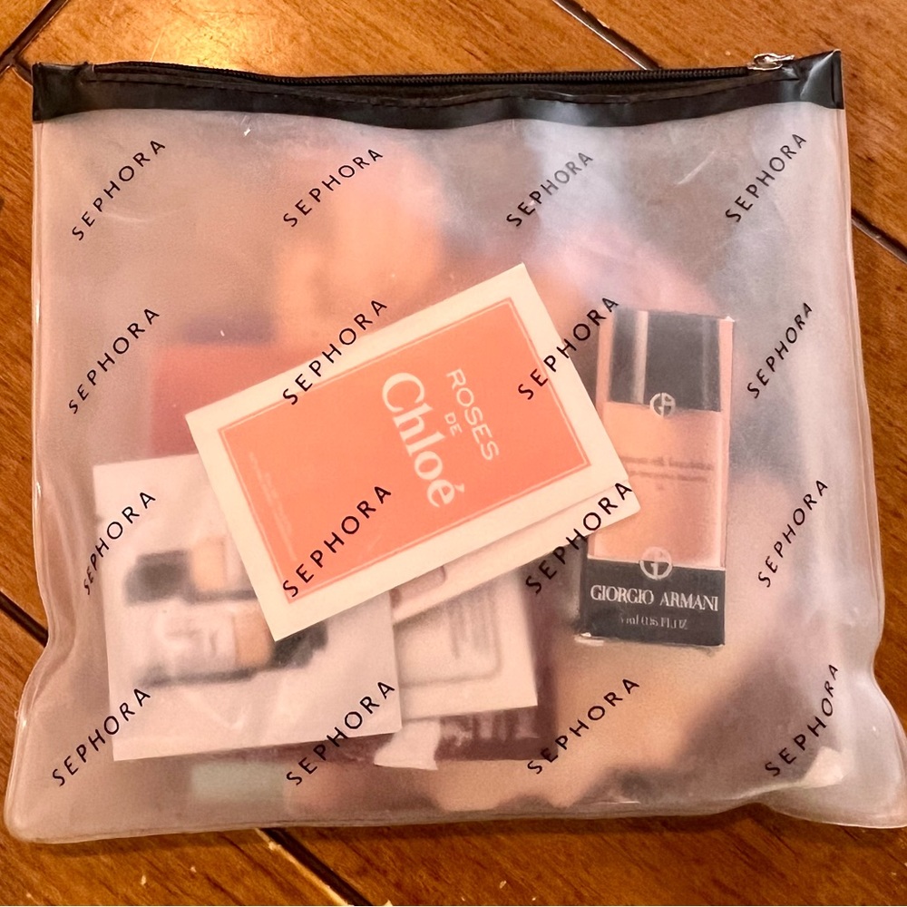 Deluxe Size Makeup Samples/Armani/Givenchy/Ilia/YveSaintLaurent/Kevyn Aucoin etc - Picture 10 of 10
